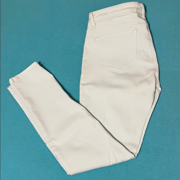 MINT COLOR: Vigoss Skinny Jeans - Picture 2 of 4